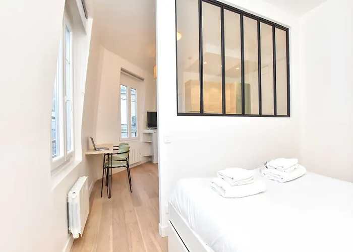 Luminous Flat- 1 Bdr 2p - Victor Hugo Arc De Triomphe 아파트 파리
